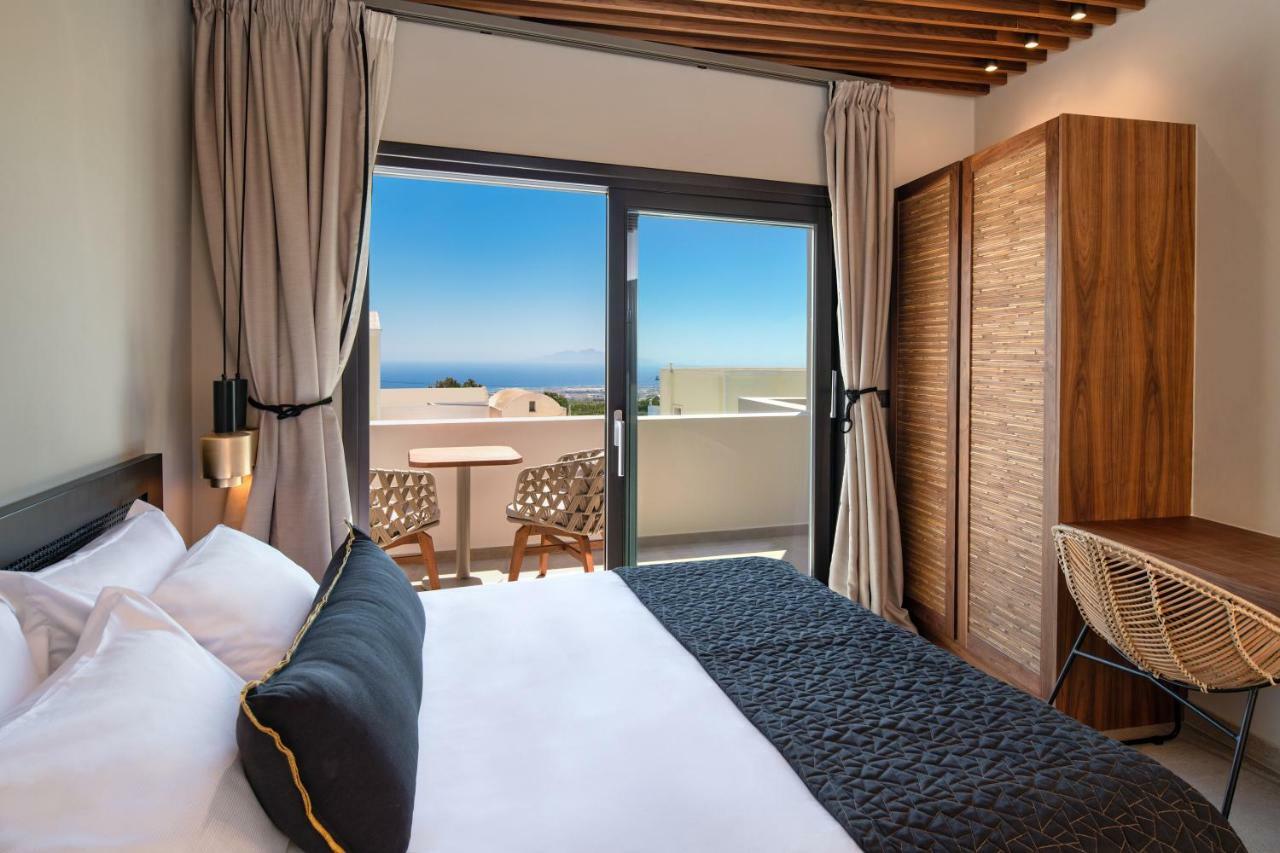 Uma Ray Suites Fira  Exterior foto