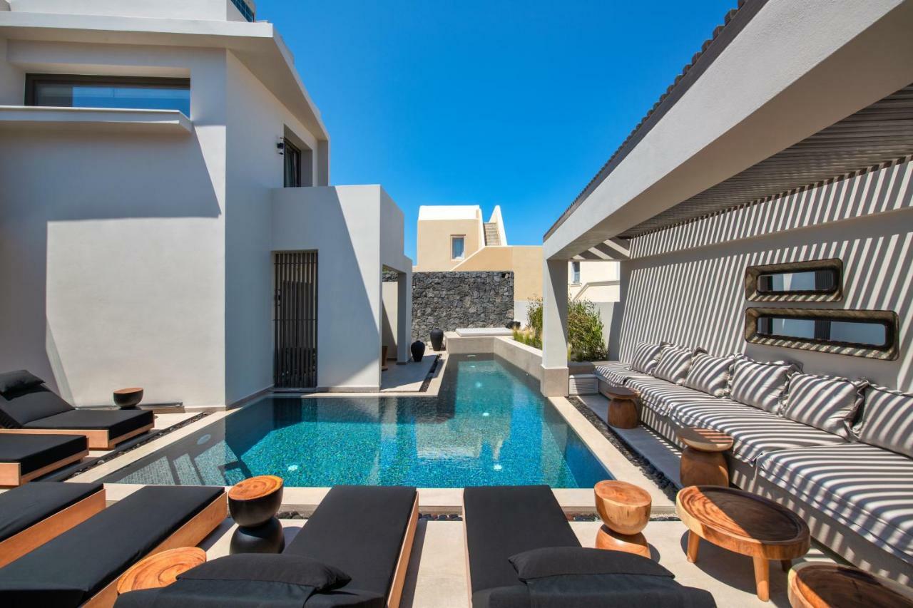 Uma Ray Suites Fira  Exterior foto
